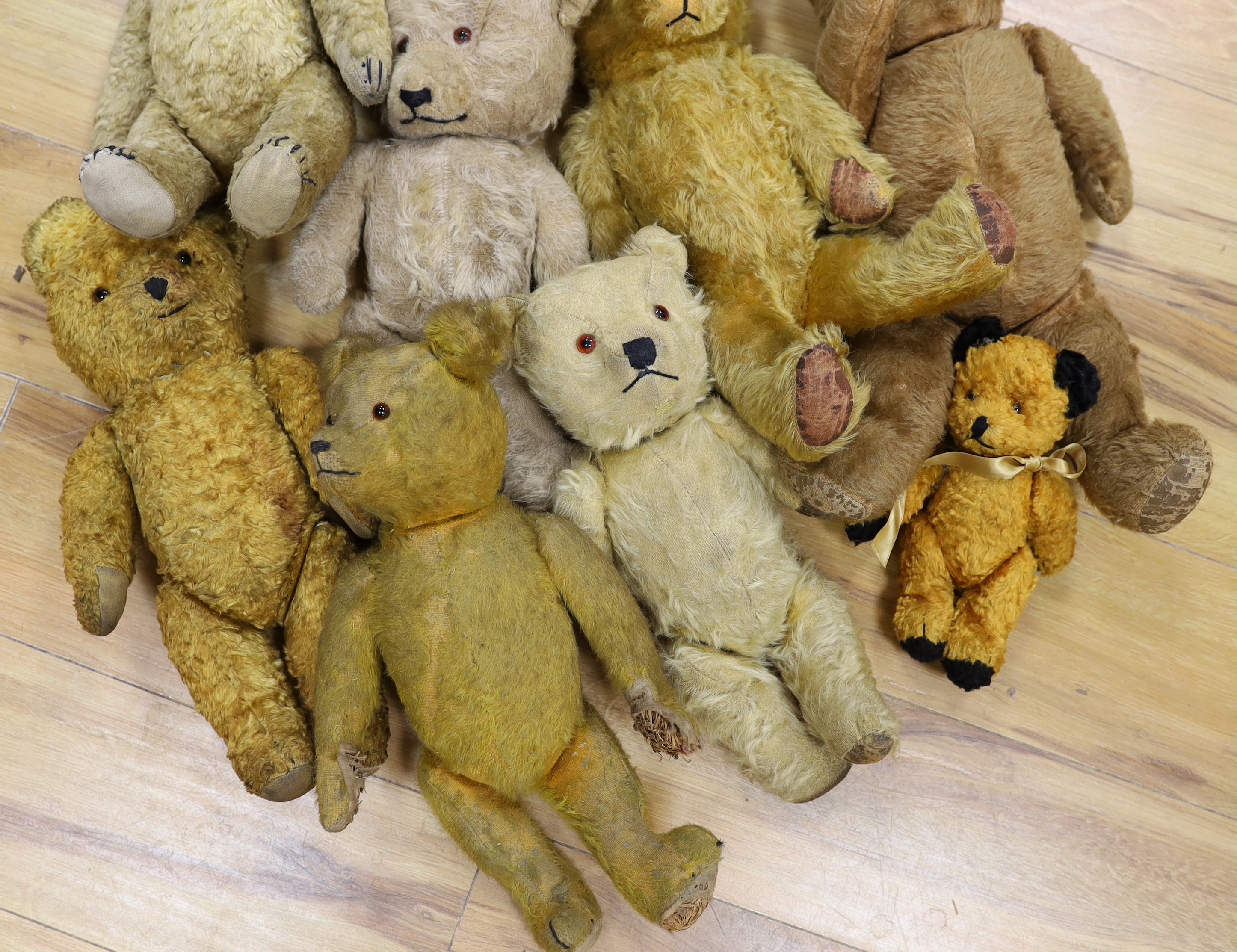 Eight bears, including a 1930's German with inserted ears, all for restoration (8)